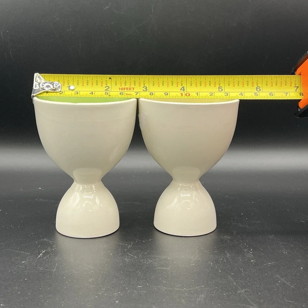 The Unbranded Brand vtg egg